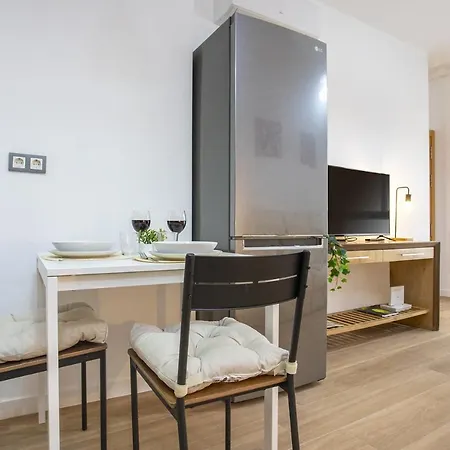 -malagasunapts-cervantes Pool&parking Malaga
